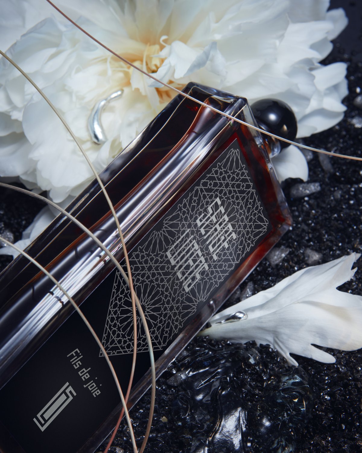 Serge Lutens Garden Magician-4
